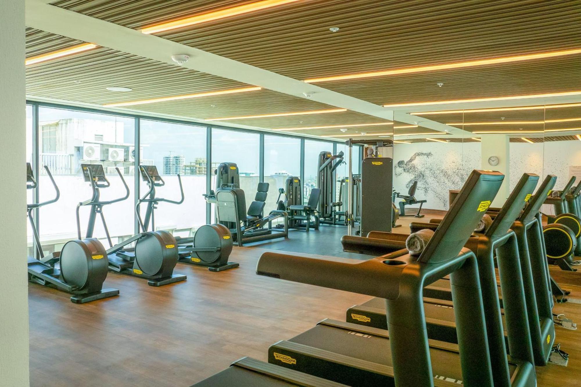 Courtyard By Marriott Santo Domingo Piantini Hotell Exteriör bild