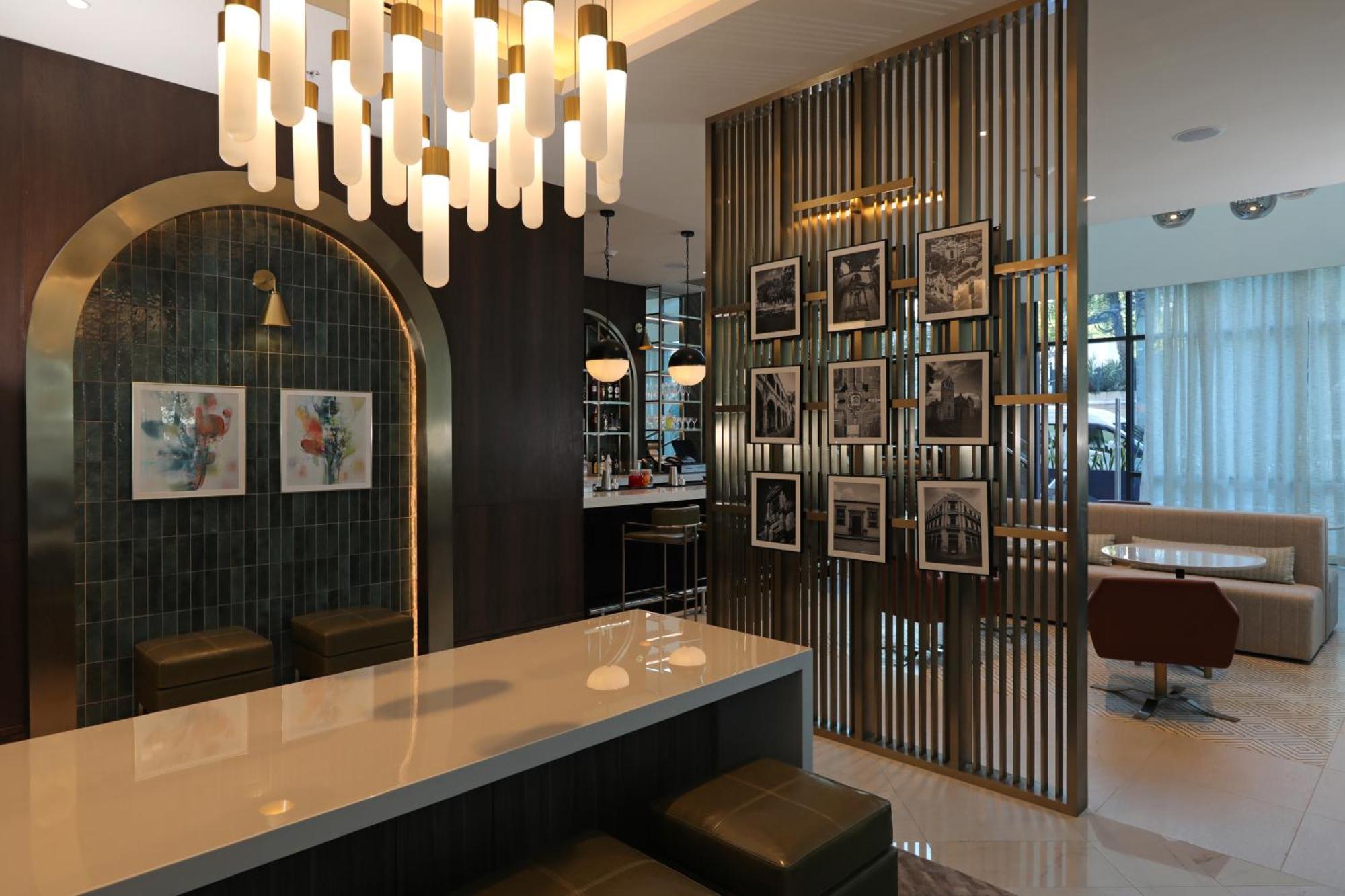 Courtyard By Marriott Santo Domingo Piantini Hotell Exteriör bild